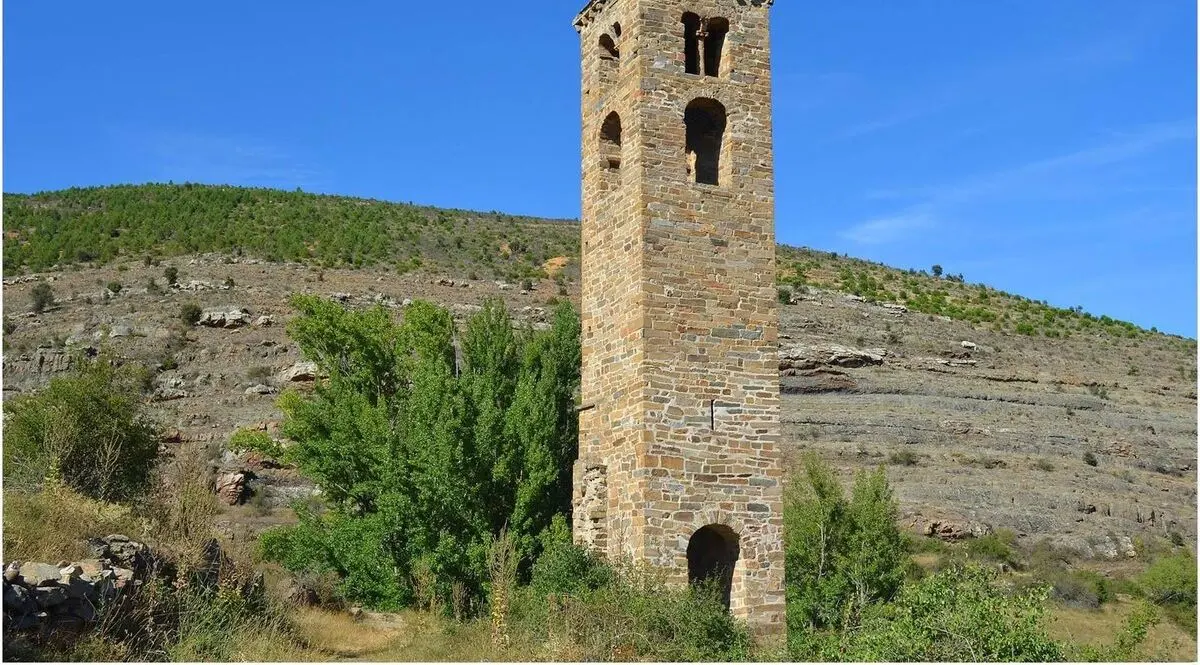 Torre románica de San Miguel